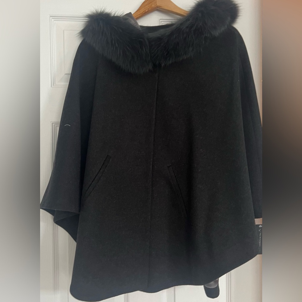 Sofia cashmere cape brand new